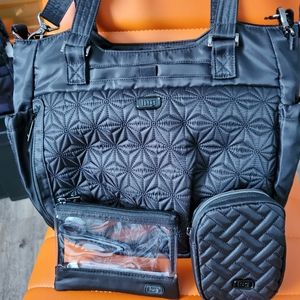 LUG SCUTTLE IN BLACK